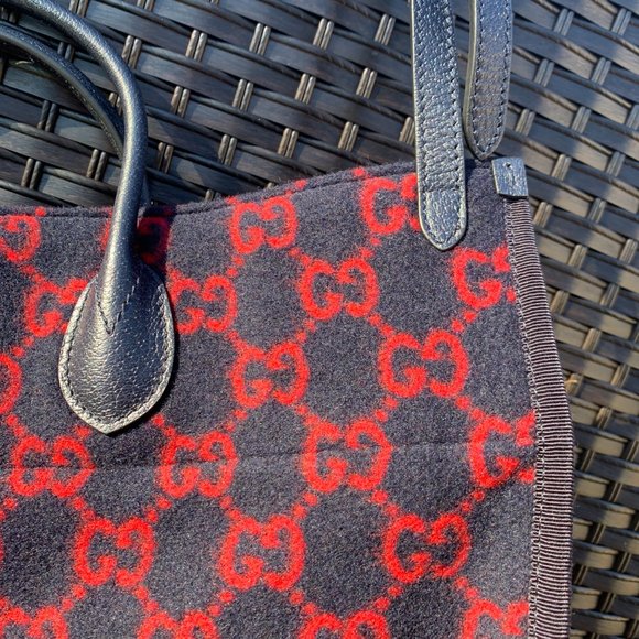 Gucci Wool Monogram GG Tote in Navy NEW WITH DUST BAG - Picture 15 of 16